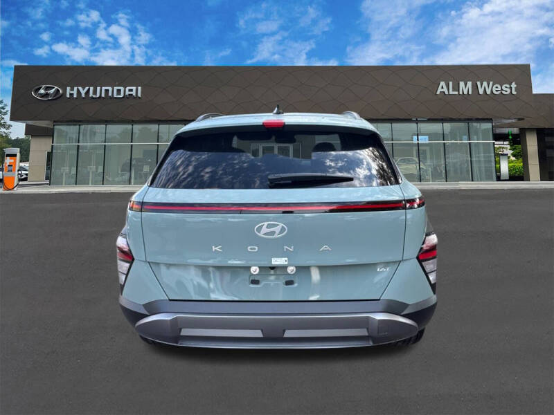 2026 Hyundai Kona SEL Premium