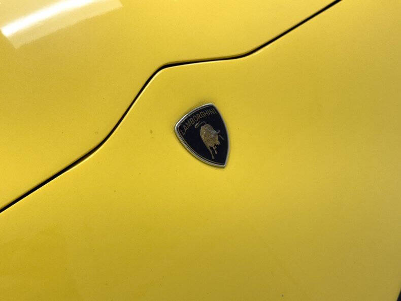 2020 Lamborghini Aventador