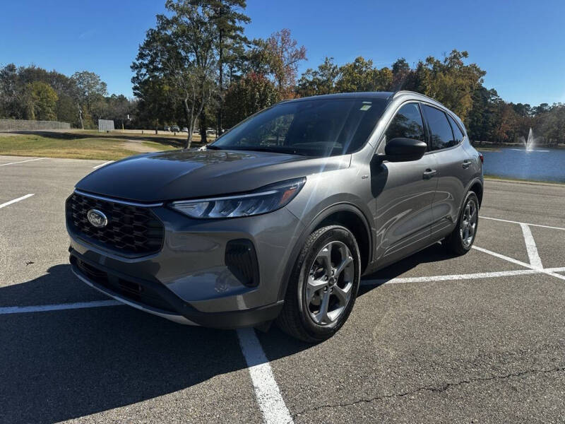 2025 Ford Escape ST-Line's photo