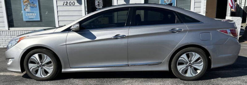 2014 Hyundai Sonata Hybrid Limited photo 2