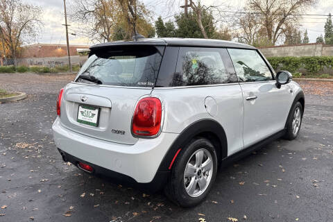 2014 MINI Hardtop Cooper