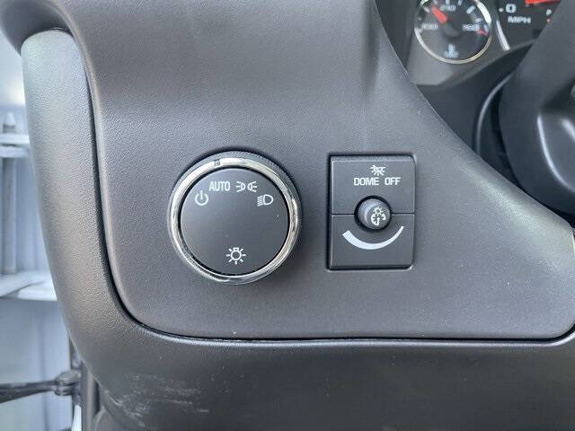 2025 GMC Savana 2500