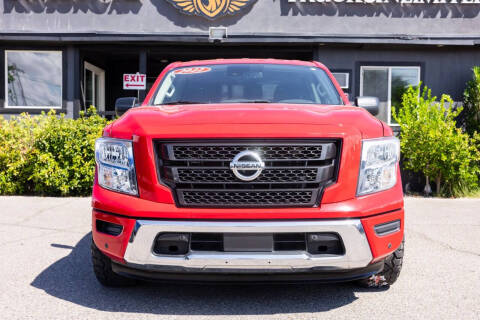 2022 Nissan Titan