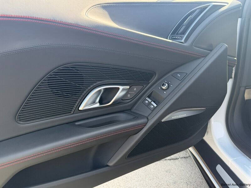 2023 Audi R8 5.2 V10 performance