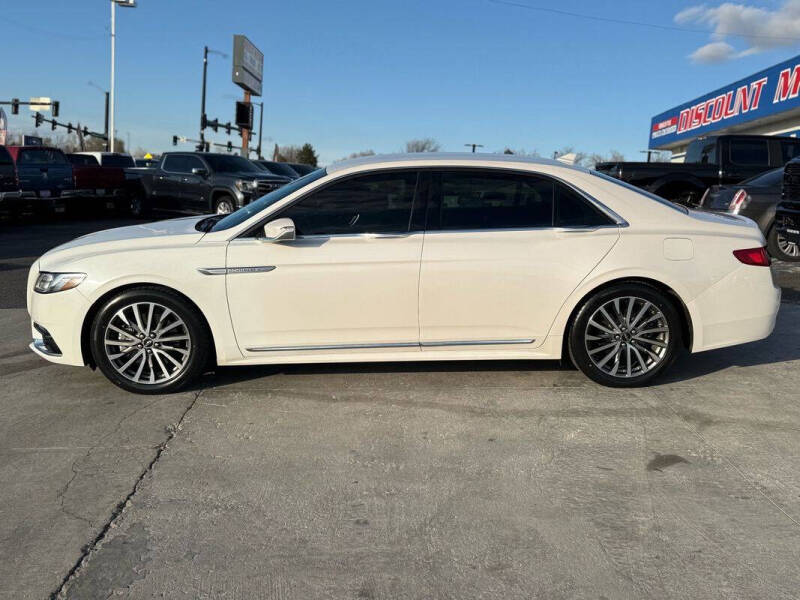 2019 Lincoln Continental Select