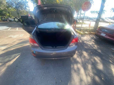 2016 Hyundai Accent SE