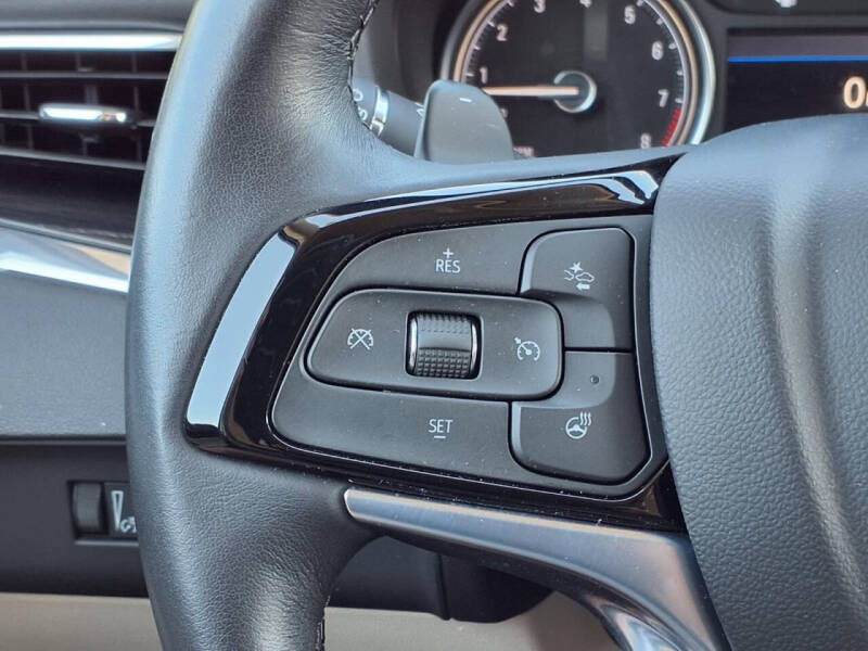 2023 Buick Enclave Essence