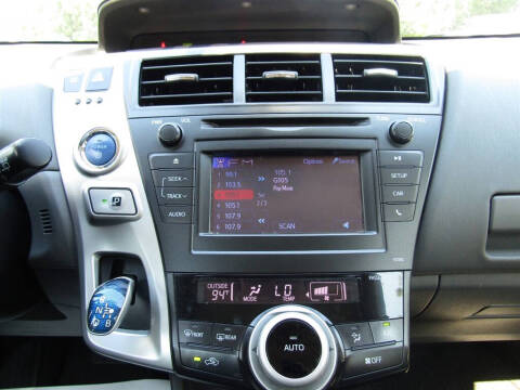 2012 Toyota Prius v Two