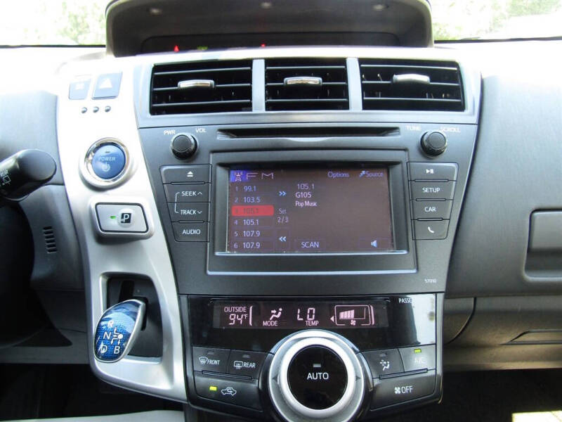 2012 Toyota Prius v Two