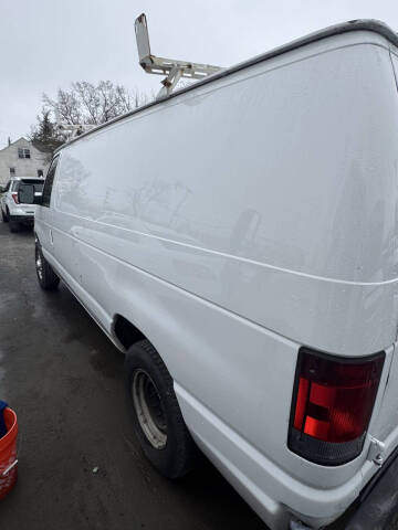 2012 Ford E-Series E-250