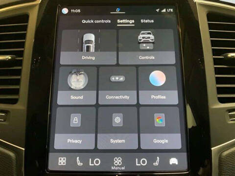 2025 Volvo XC90 B5 Core Bright Theme