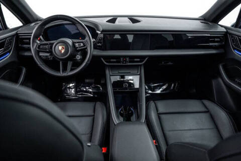 2025 Porsche Macan 4 Electric