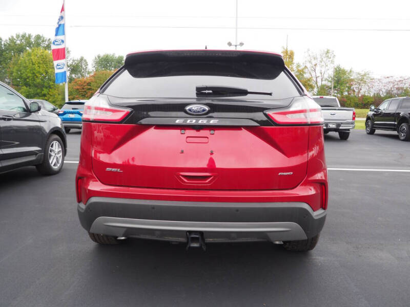 2021 Ford Edge SEL