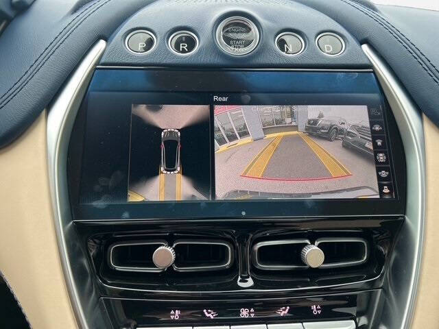 2021 Aston Martin DBX