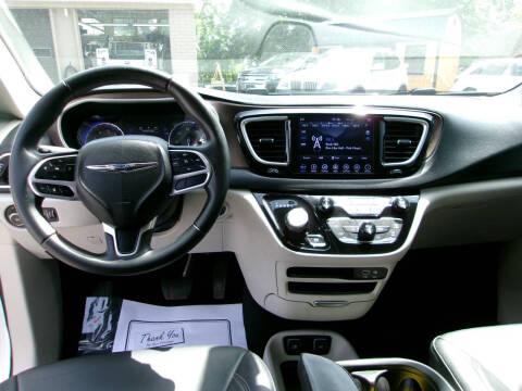 2018 Chrysler Pacifica Touring L