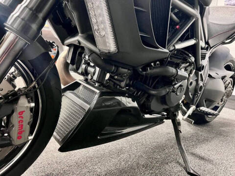 2012 Ducati Diavel Carbon Series