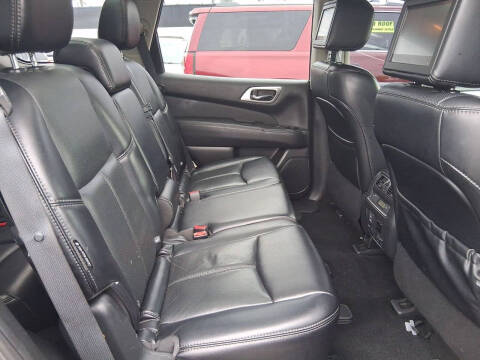 2018 Nissan Pathfinder Platinum