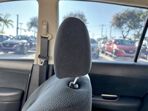 2011 Nissan Versa 1.8 S