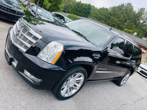2013 Cadillac Escalade ESV for sale at Classic Luxury Motors in Buford GA