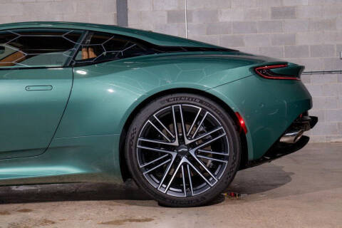 2024 Aston Martin DB12 V8