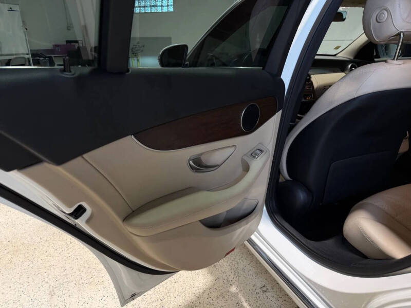 2021 Mercedes-Benz C-Class C 300