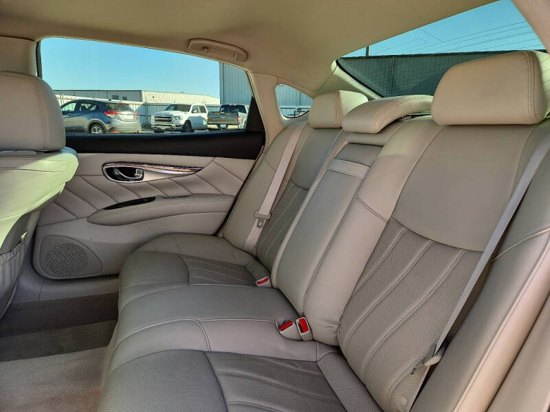 2017 Infiniti Q70L 3.7