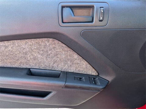 2014 Ford Mustang V6