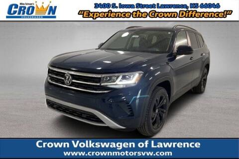 2023 Volkswagen Atlas for sale at Crown Automotive of Lawrence Kansas in Lawrence KS