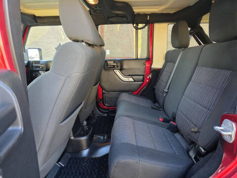 2012 Jeep Wrangler Unlimited Sahara