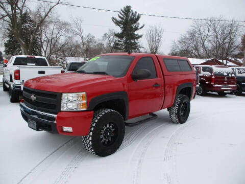 2007 Chevrolet Silverado 1500 for sale at The Auto Specialist Inc. in Des Moines IA