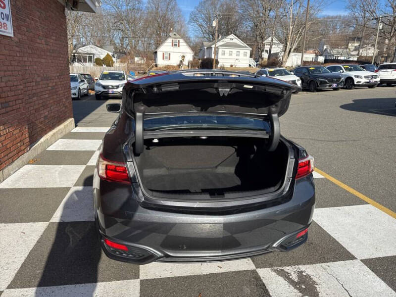 2016 Acura ILX w/Tech w/A-SPEC