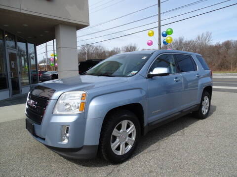 2014 GMC Terrain for sale at KING RICHARDS AUTO CENTER in East Providence RI