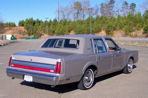 1988 Lincoln Town Car Signature