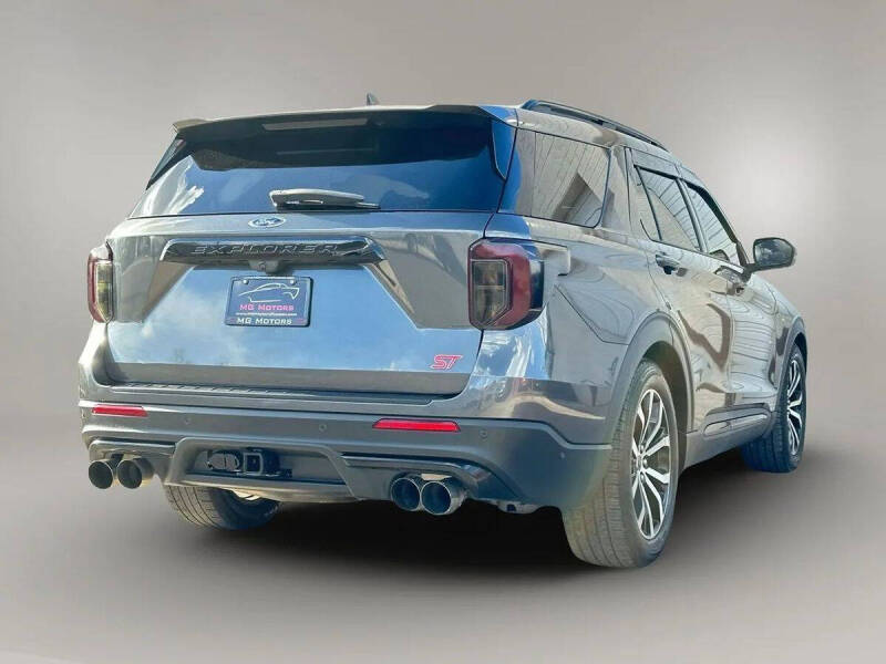 2020 Ford Explorer ST