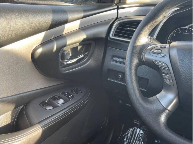 2023 Nissan Murano S