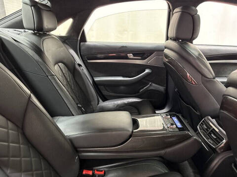 2015 Audi S8 4.0T quattro