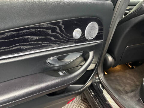 2019 Mercedes-Benz E-Class E 300