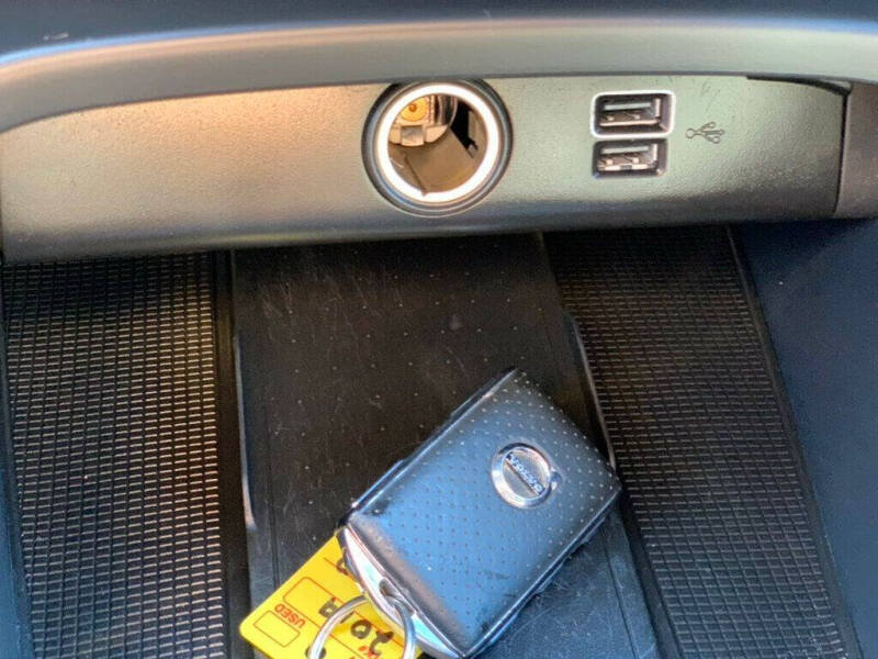 2019 Volvo XC40 T5 R-Design