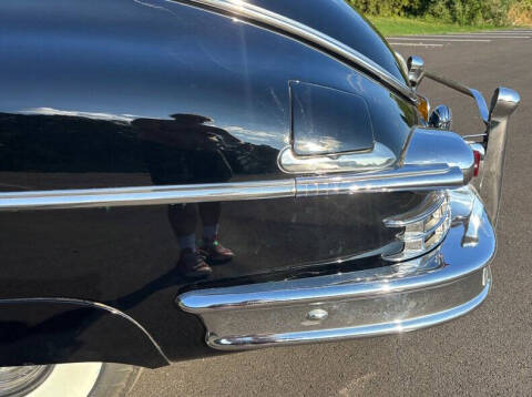 1950 Packard Custom 8 Victoria