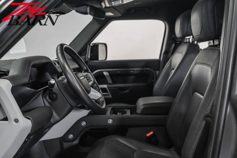 2023 Land Rover Defender 110 X-Dynamic SE