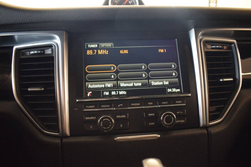 2016 Porsche Macan S