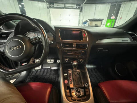 2016 Audi SQ5 3.0T quattro Premium Plus