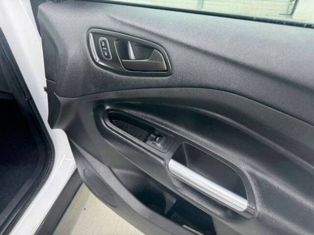 2019 Ford Escape S