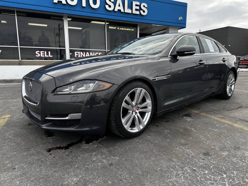 2016 Jaguar XJL Portfolio