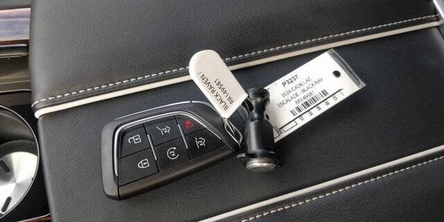 2024 Cadillac Escalade ESV Premium Luxury