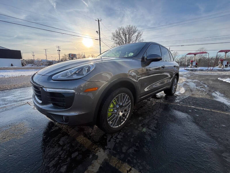 2016 Porsche Cayenne S E-Hybrid