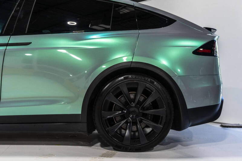 2023 Tesla Model X Standard Range