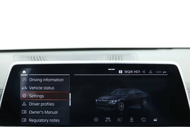 2021 BMW 7 Series 740i