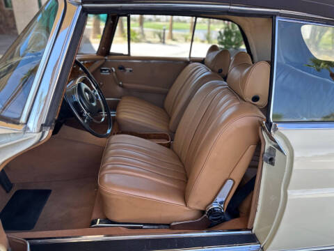 1969 Mercedes-Benz 280-Class