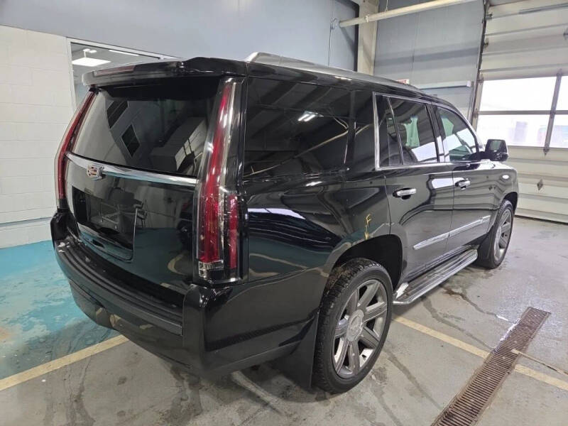 2015 Cadillac Escalade Luxury